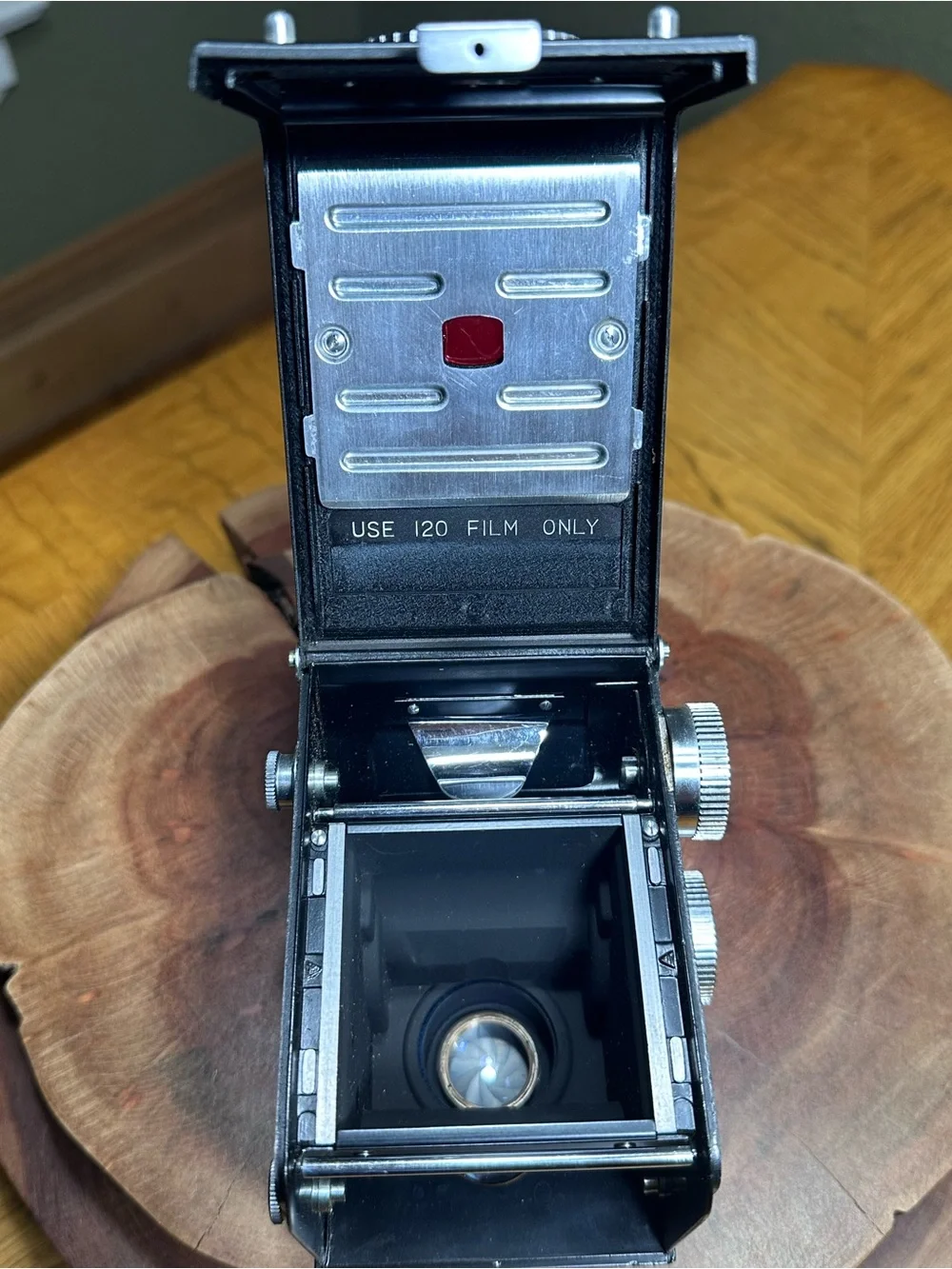 Yashica A TLR Medium Format Film Camera (1956) – Working